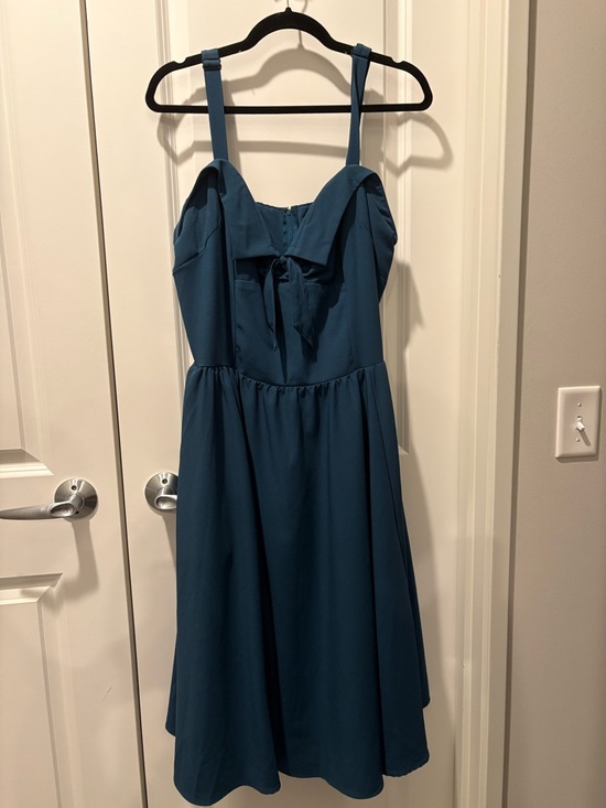 Laura Byrnes Dresses & Skirts - Sleeveless Teal Midi Dress with Front Bow